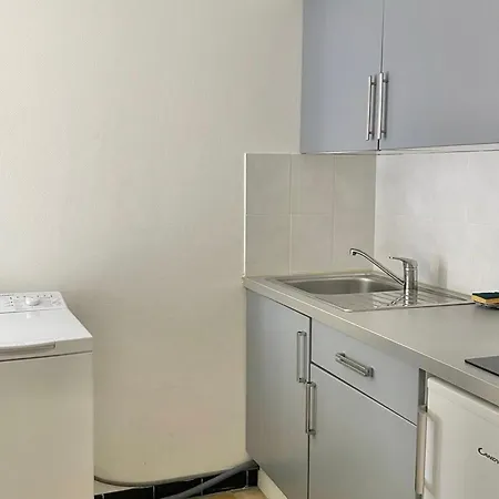 Motte Avec Jardin Et Parking - Fr-1-716-10 * La Grande-Motte